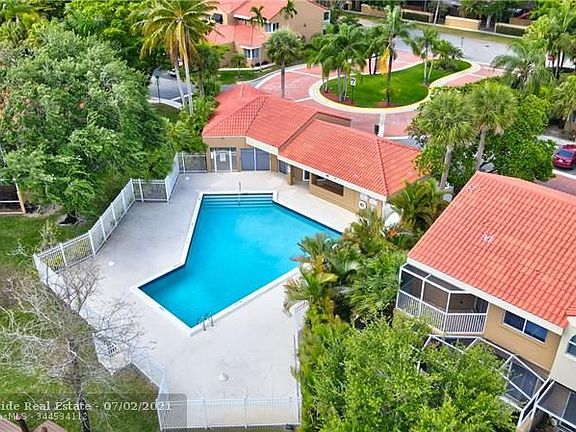 5th image of 7925 NW 7th Ct #7925