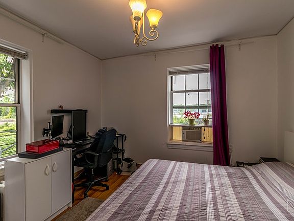 3rd image of 5142 30th Ave APT 3P