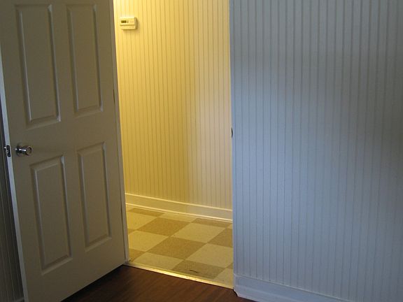 5th image of 93 Chapin St #A