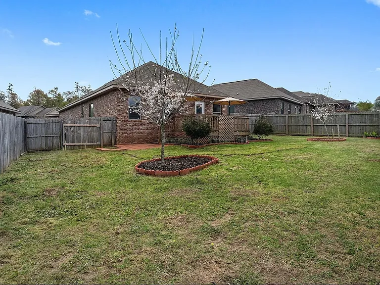 2492 Bentridge Dr W — Photo 22