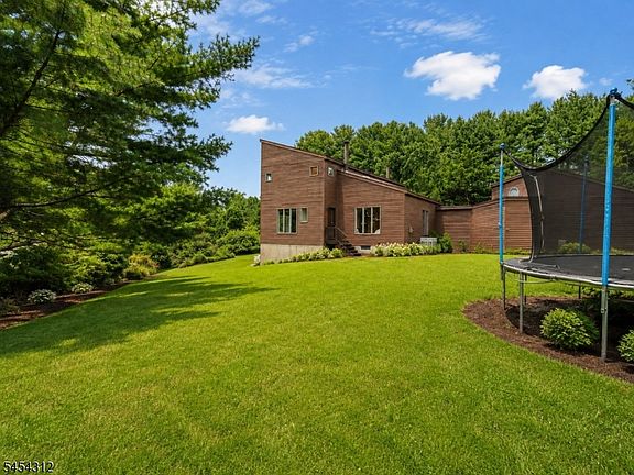 5th image of 439 Rockaway Valley Rd