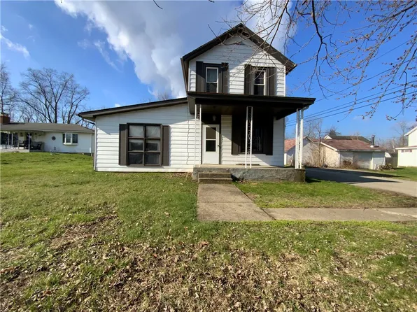 194 Chestnut St, Shippingport, PA 15077