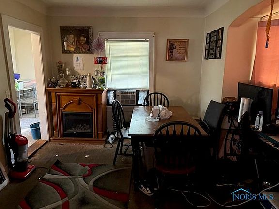 3rd image of 531 Shasta Dr