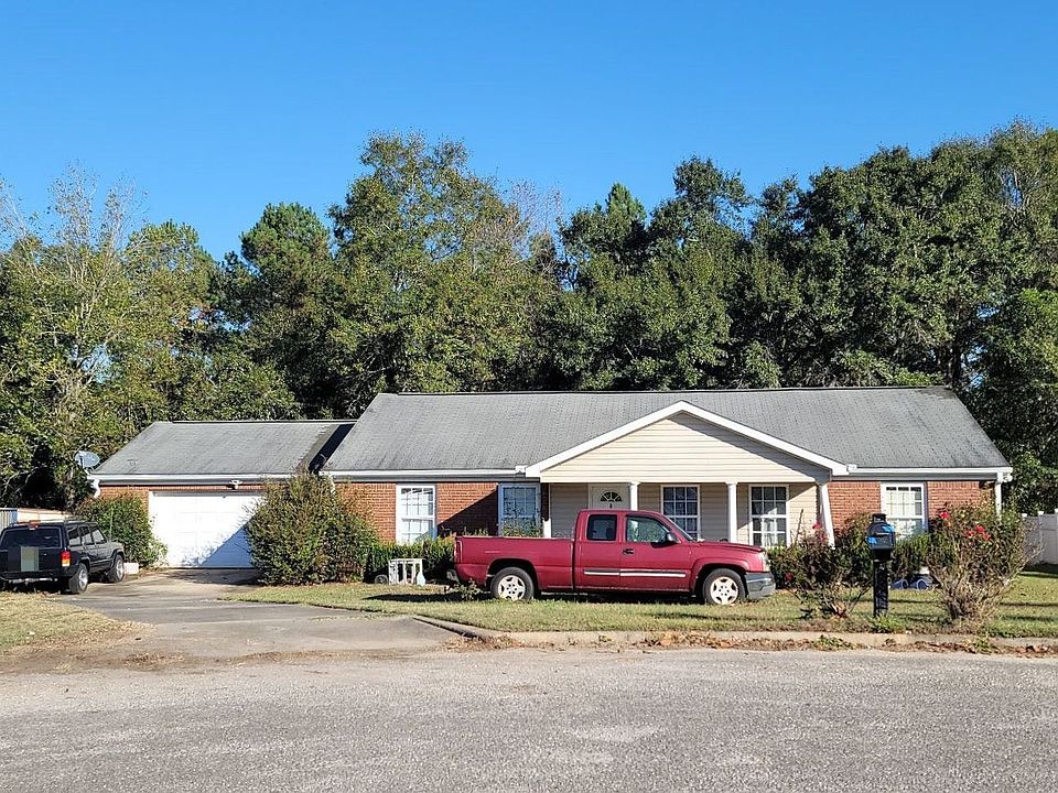 1st image of 220 Rehobeth Way