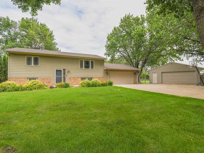 5304 W 37th St N, Sioux Falls, SD, 57107