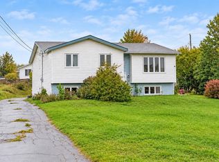 11 North Side Road, Bay Roberts, NL A0A3V0