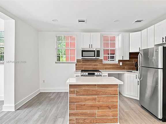 2nd image of 536 NE 62nd St APT 1
