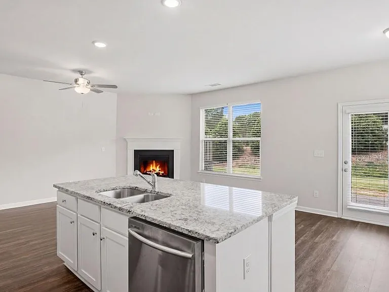 3617 Prospect Point Dr — Photo 8