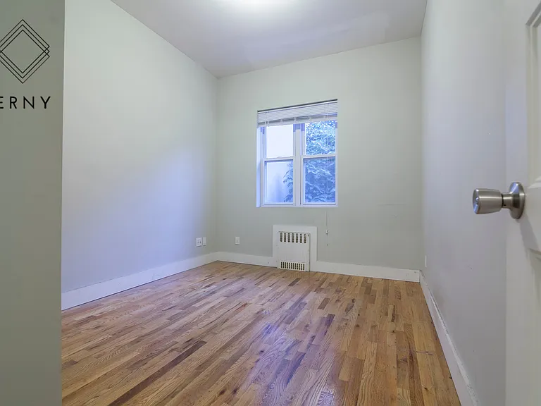 63 Pulaski St #1B — Photo 6