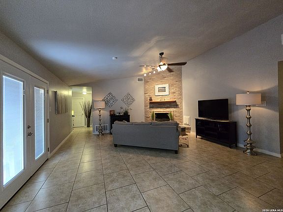5th image of 7019 Holly Mountain St
