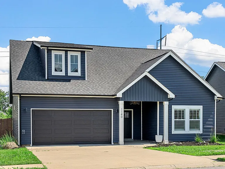 1140 Eagles Bluff Dr — Photo 2