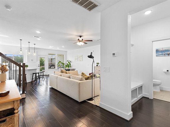 4th image of 1706 Summerlyn Terrace Dr