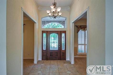 3rd image of 9623 Muirfield Dr