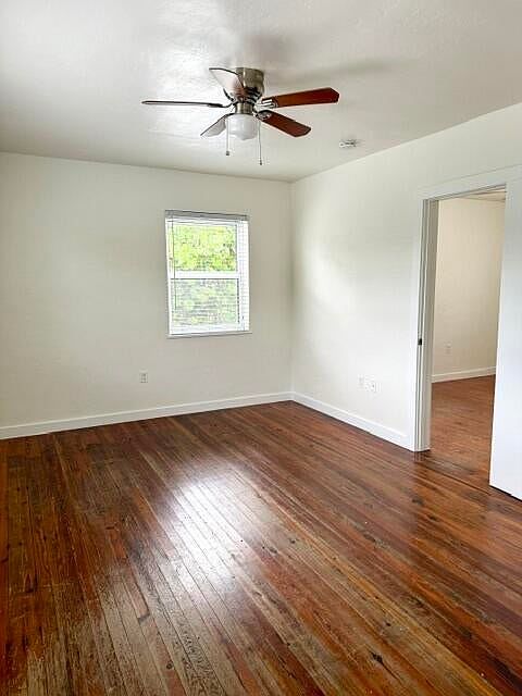 1st image of 715 2nd Ave S