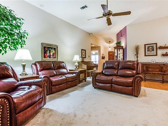 3rd image of 1310 Edelweiss Dr
