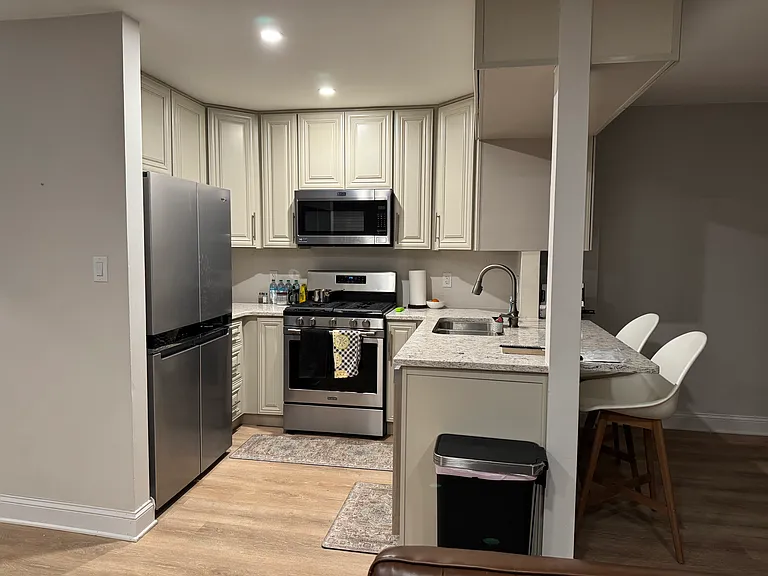 2121 Dogwood Ln #1 — Photo 3