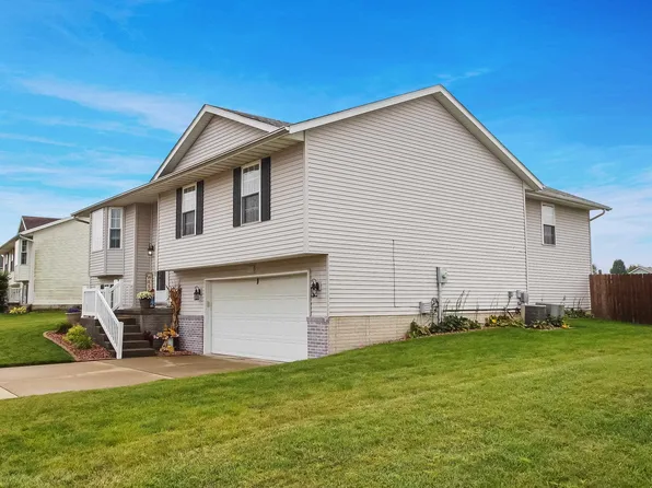 1305 White Horse Trl, Metamora, IL 61548