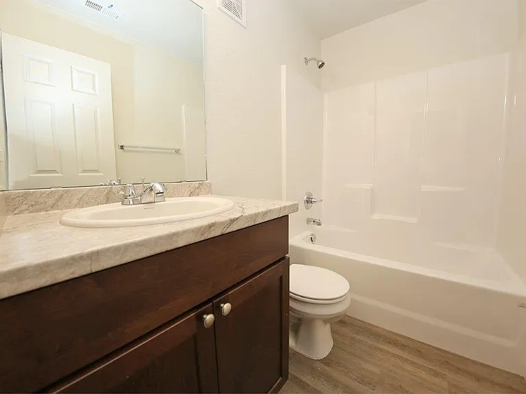6334 Yellowstone Rd #B — Photo 10