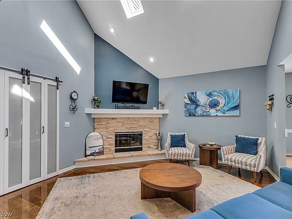 3rd image of 5265 Lisa Way