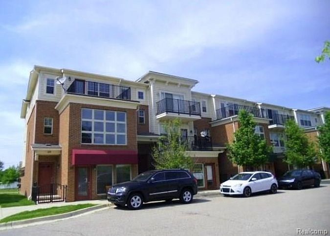 1st image of 107 Legato Dr #1