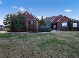1606 Saint Ives Blvd, Alcoa, TN 37701