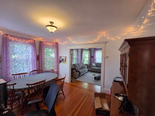 54 Burlington St #2, Providence, RI 02906