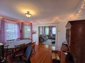 54 Burlington St, Providence, RI
