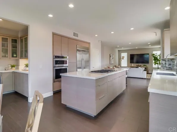 898 Padera Ct, Chula Vista, CA 91910