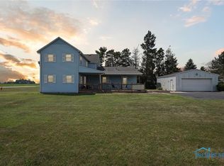 15400 Kellogg Rd, Bowling Green, OH 43402