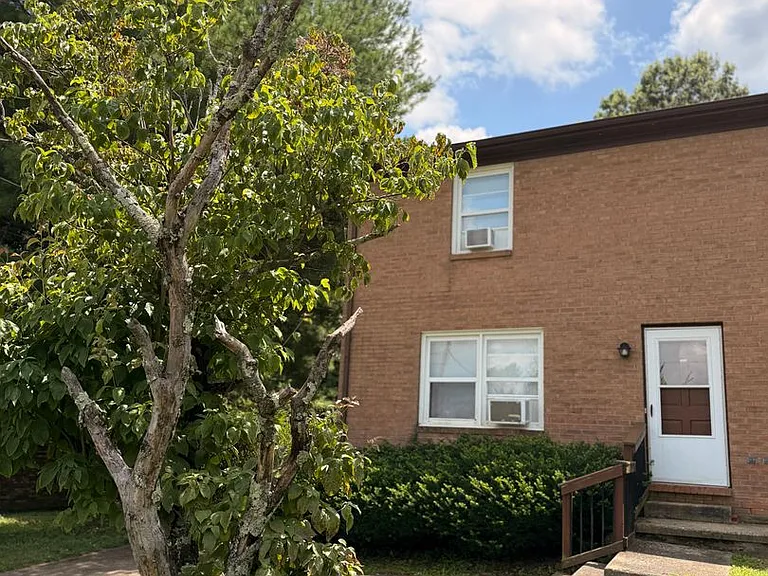 314 Walters Ln — Photo 17