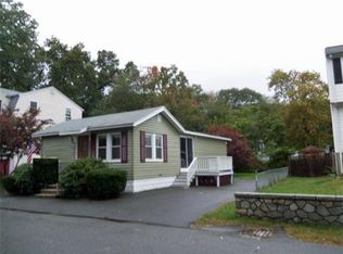 114 Gerrish Ave, Dracut, MA 01826