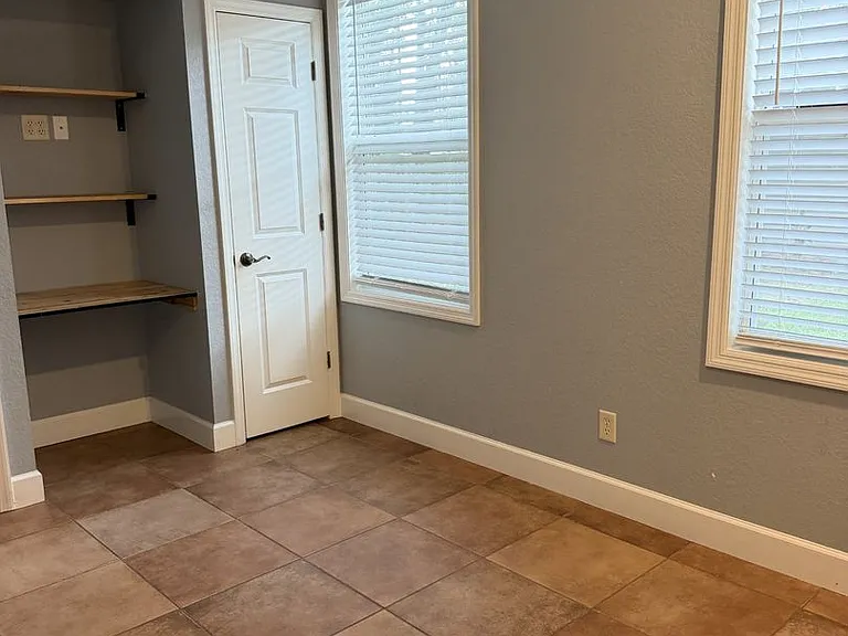 3613 S Summerlin Ave — Photo 12