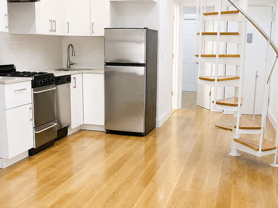 1st image of 43 Carmine St APT 14