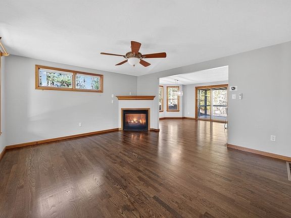 4th image of 4 Robinwood Cir
