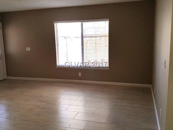 5th image of 1638 S Christy Ln