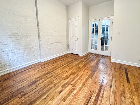 Rented by Metropolitan Property Group | media 15