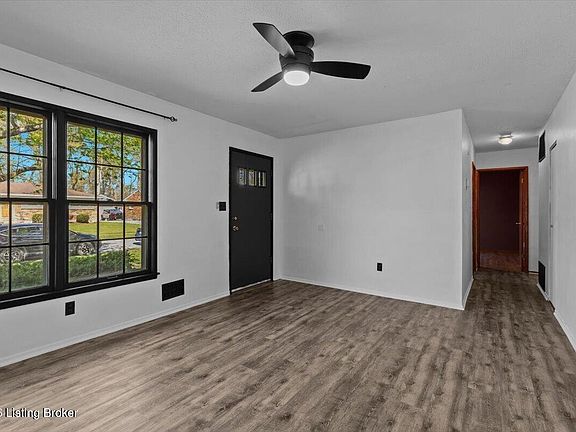 4th image of 9311 Pagoda Dr