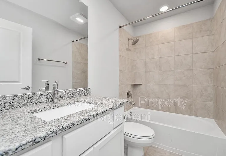 1218 Raburn Run Ln — Photo 24