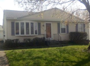 171 Burmon Dr, Orchard Park, NY 14127