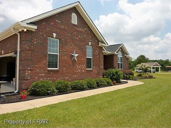 3rd image of 3061 Roseway Ct
