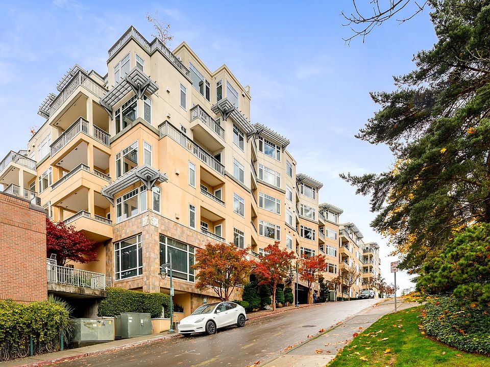 1st image of 108 2nd Ave S APT 104