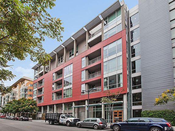 3rd image of 235 Berry St APT 402