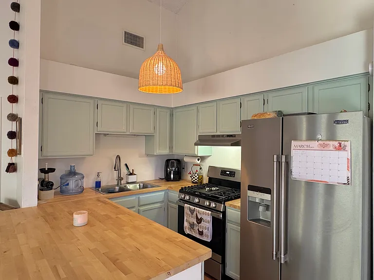 2492 N Bay Dr — Photo 10
