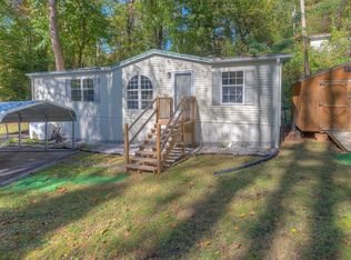 74 Palmer St, Murphy, NC 28906