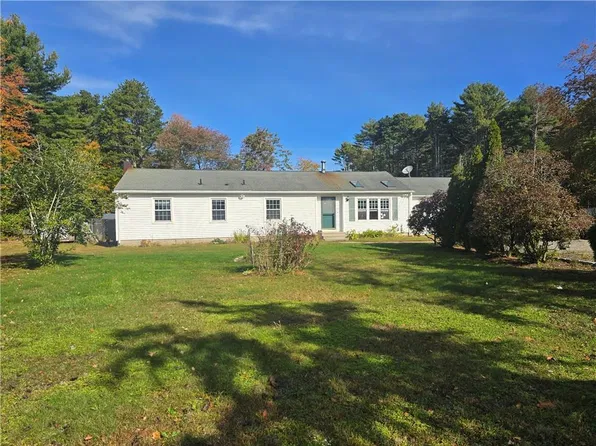 13 Woodville Rd, Richmond, RI 02832