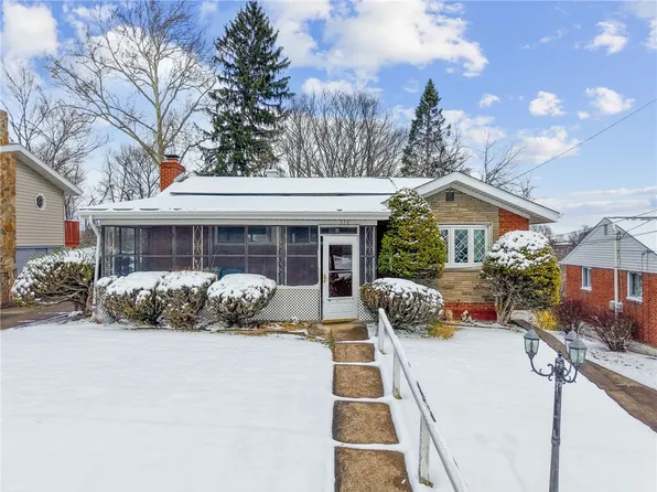318 Dunbar Dr, Pittsburgh, PA 15235