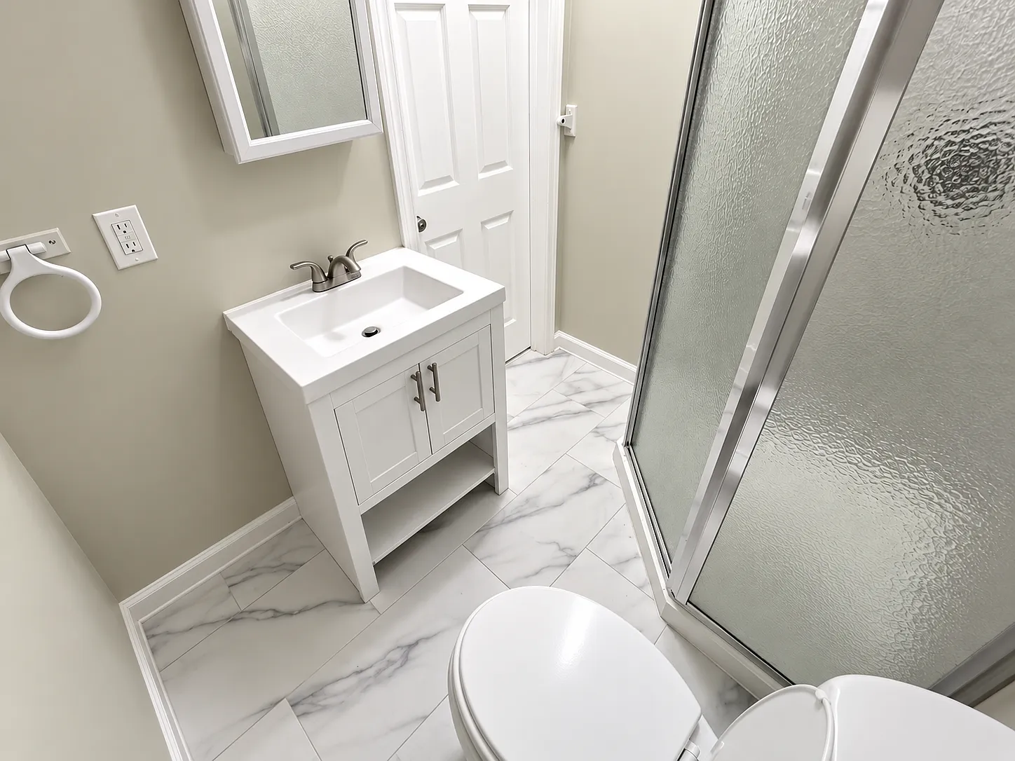 Studio, 650 sqft, $1,345 — Photo 2