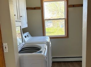 222 Park Pl W, Nya, MN 55368