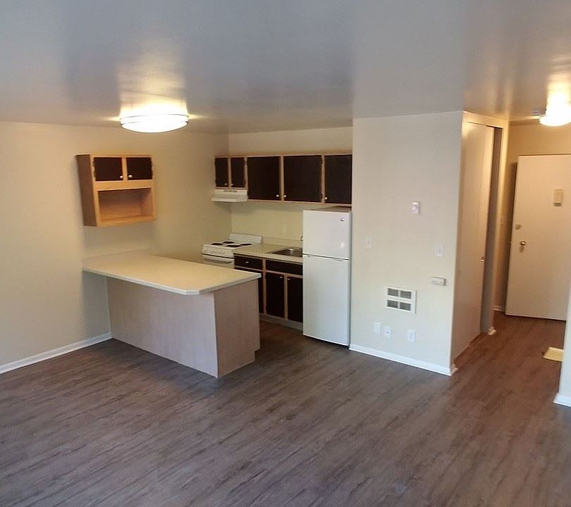 1st image of 1717 Bellevue Ave