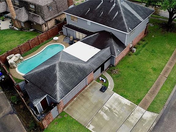 3rd image of 50 Park Timbers Dr